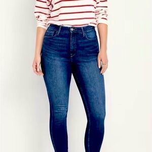 Old Navy Women’s High-Waisted Rockstar 360° Stretch Super-Skinny Jeans 8-12